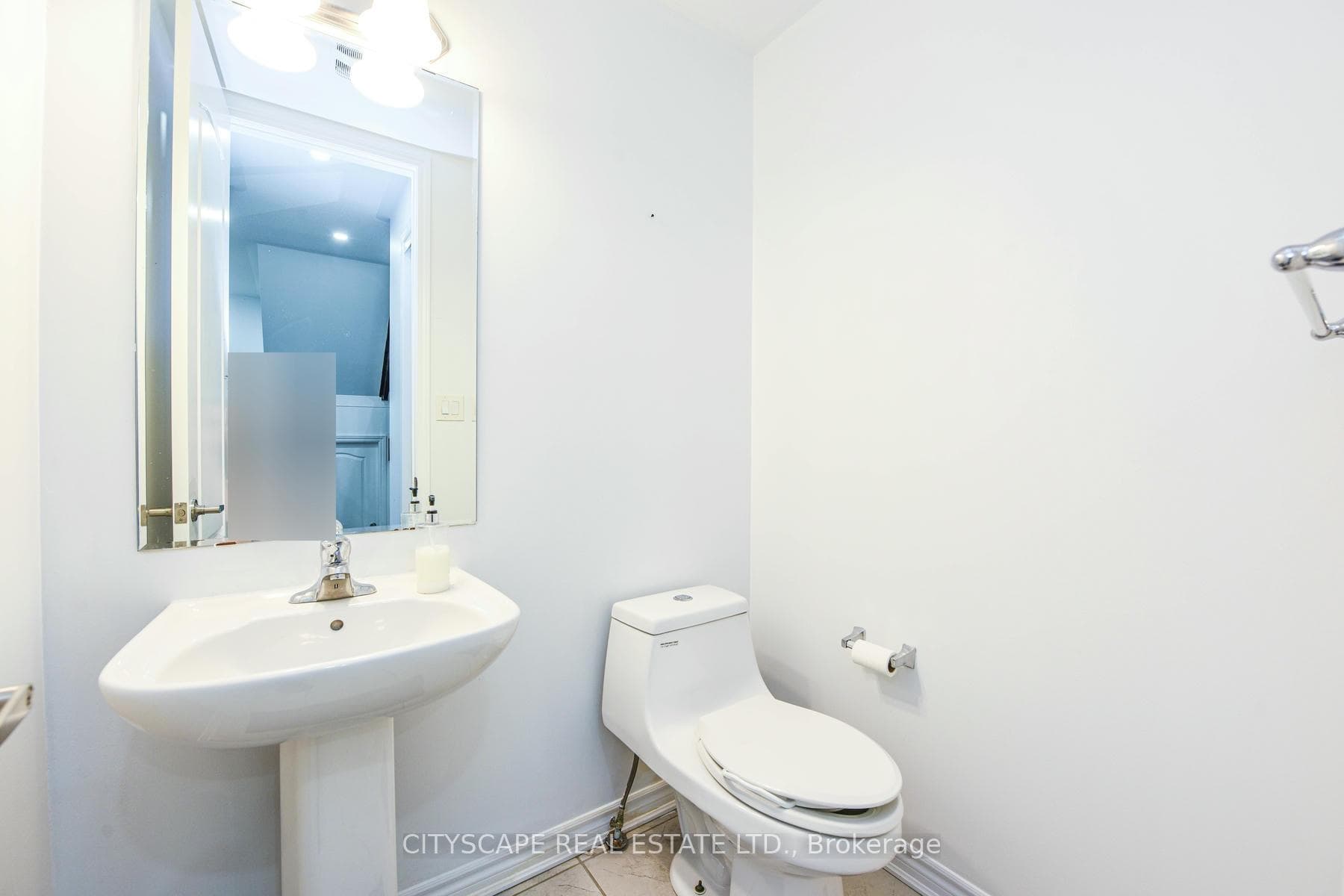 86 Rockbrook Trail photo 13