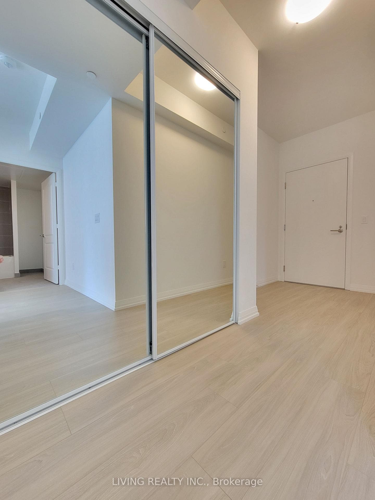 28 Widmer Street Unit 3020 photo 3