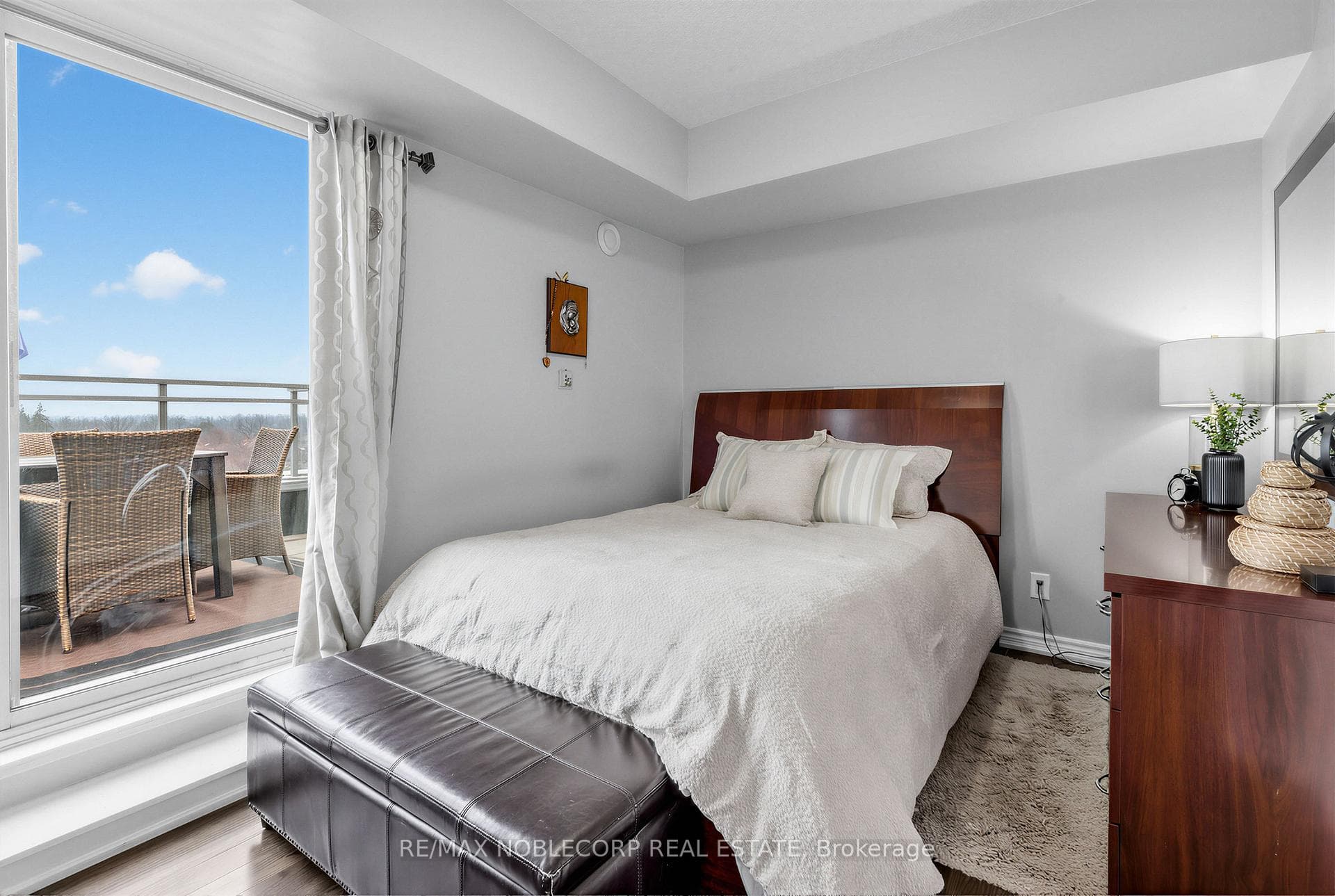 7730 Kipling Avenue Unit 610 photo 11