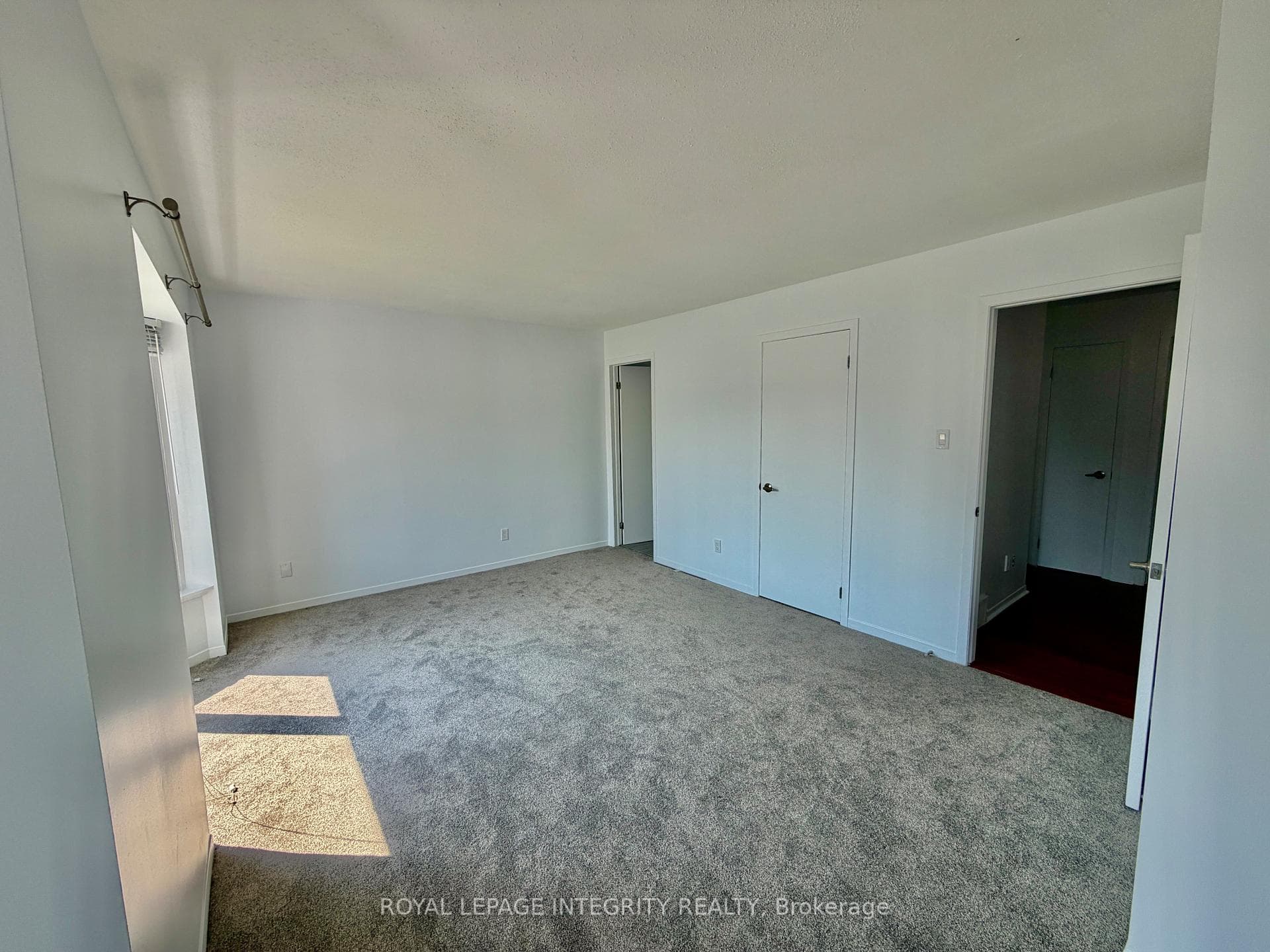 1039 Karsh Drive photo 18