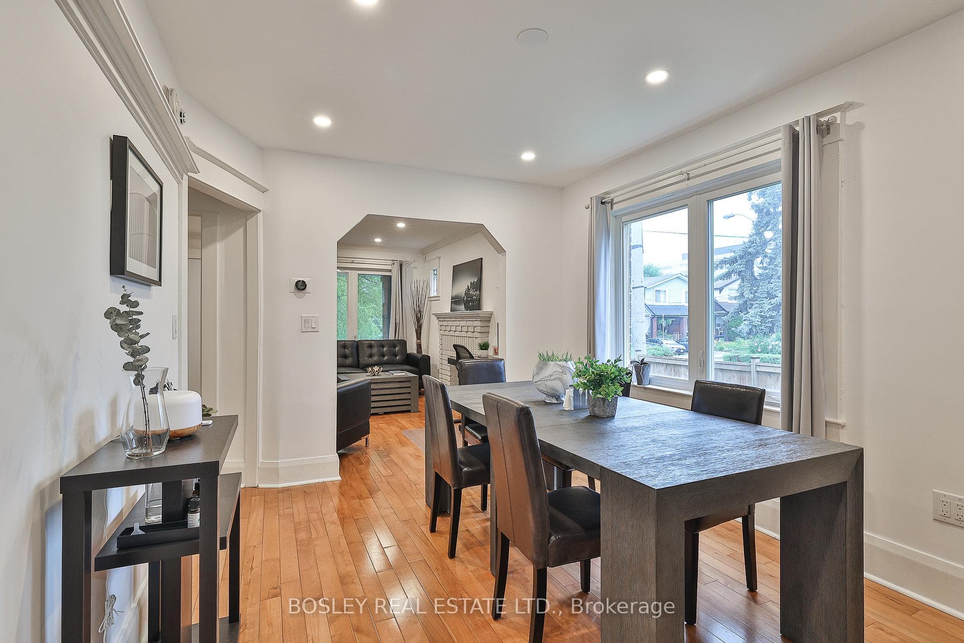 119 Woodington Avenue photo 8