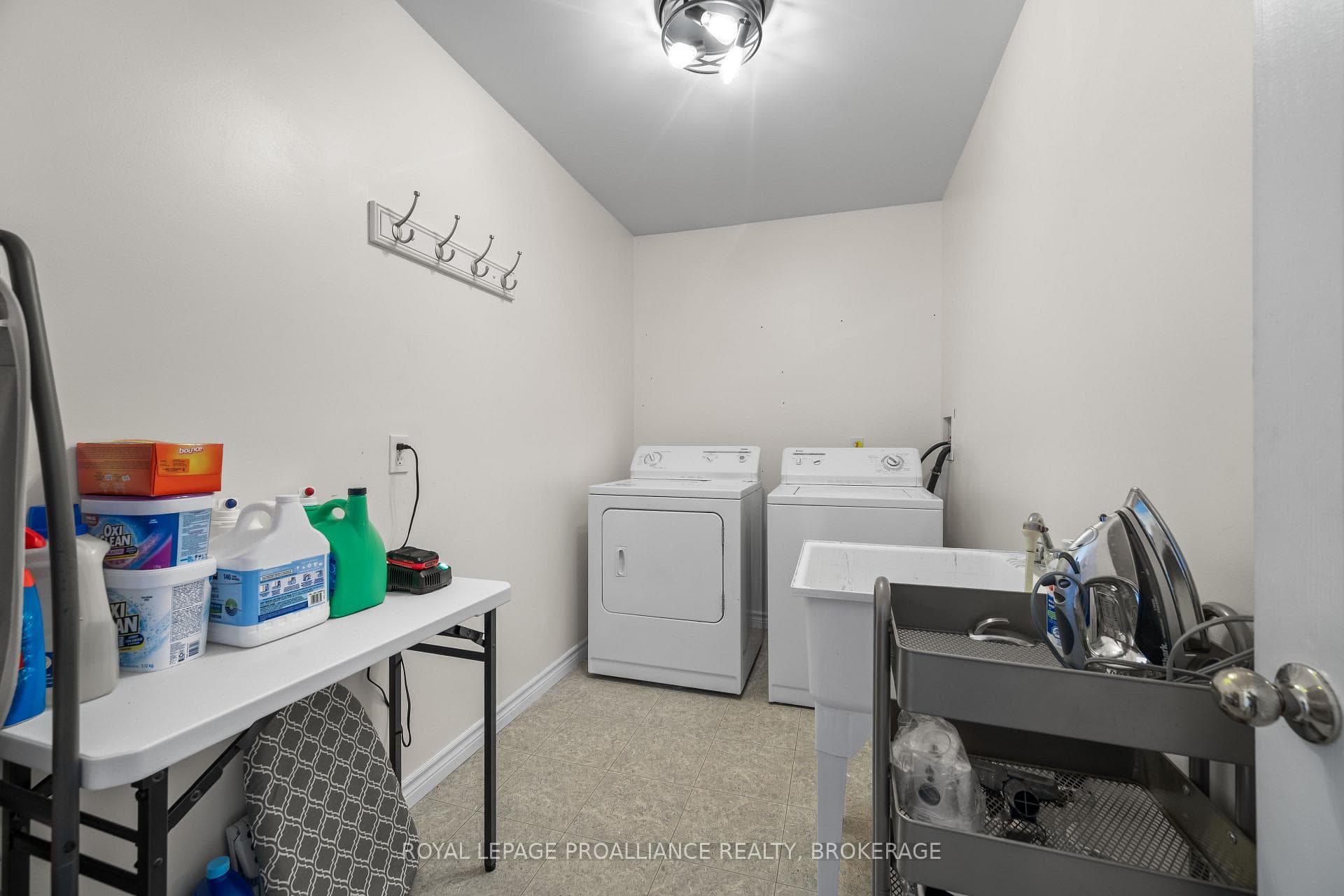 51 Wiley Street photo 8