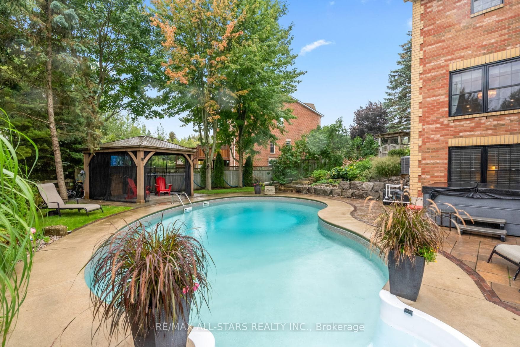 42 Galloway Crescent photo 42