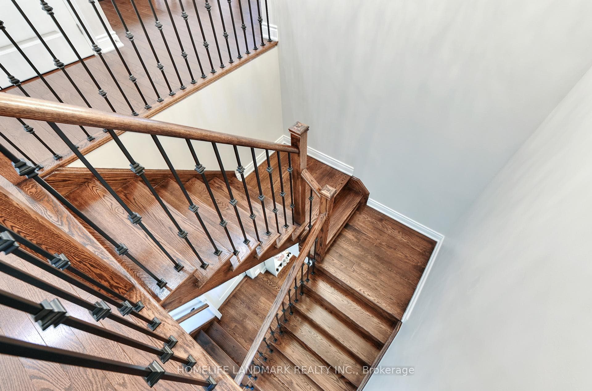 115 Mitchell Place photo 13