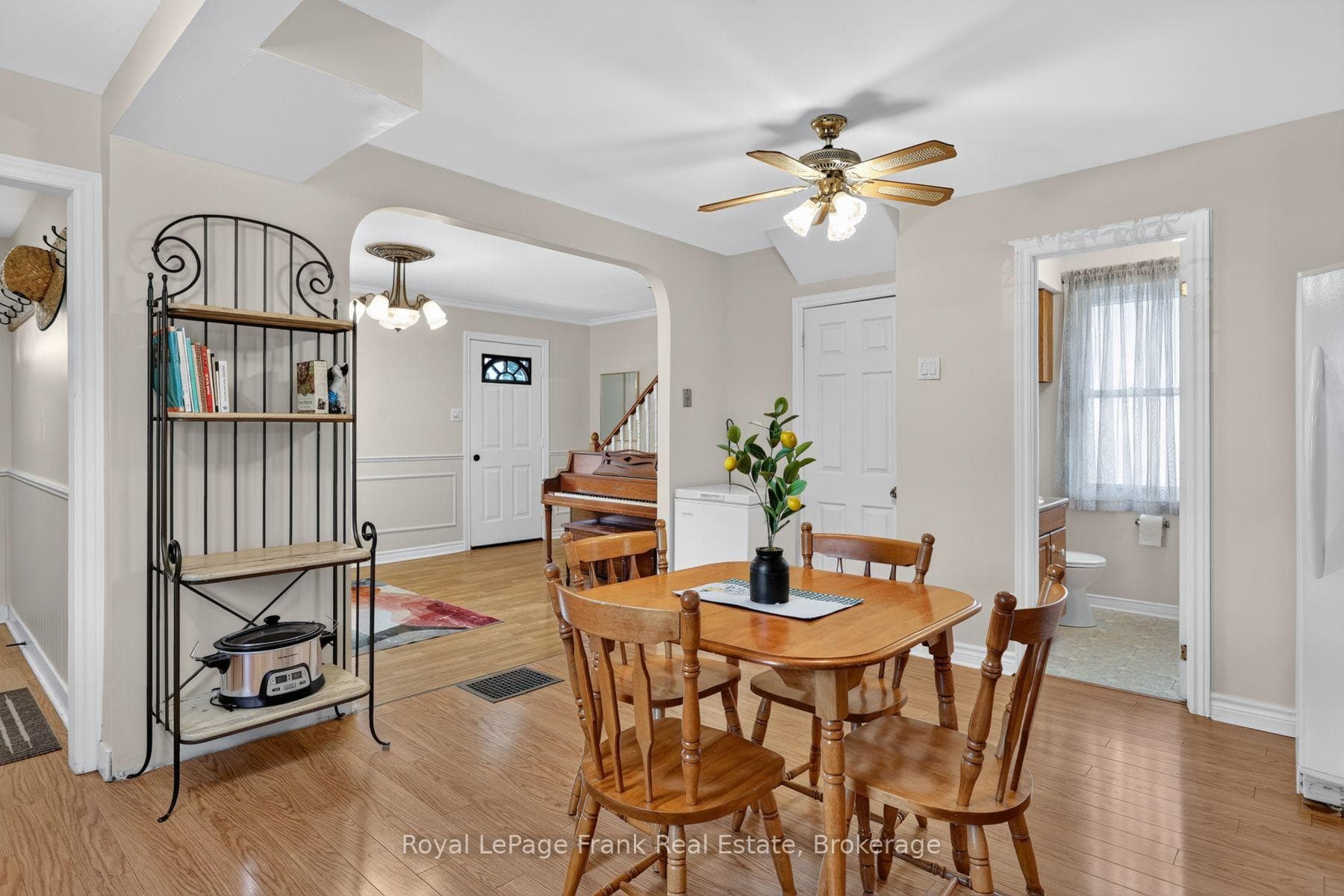 728 Hurley Street photo 12