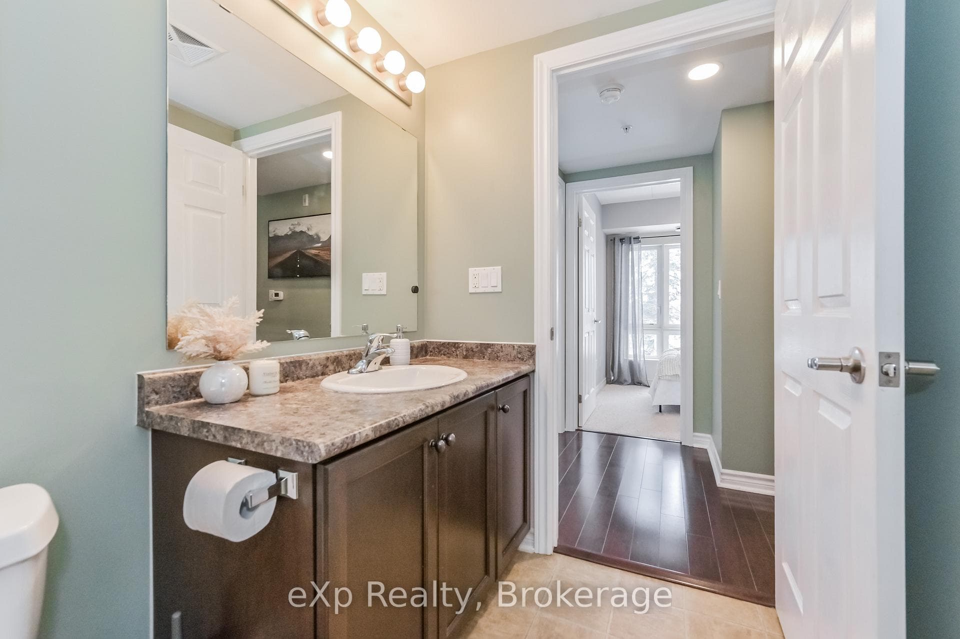 625 St David Street Unit 305 photo 20