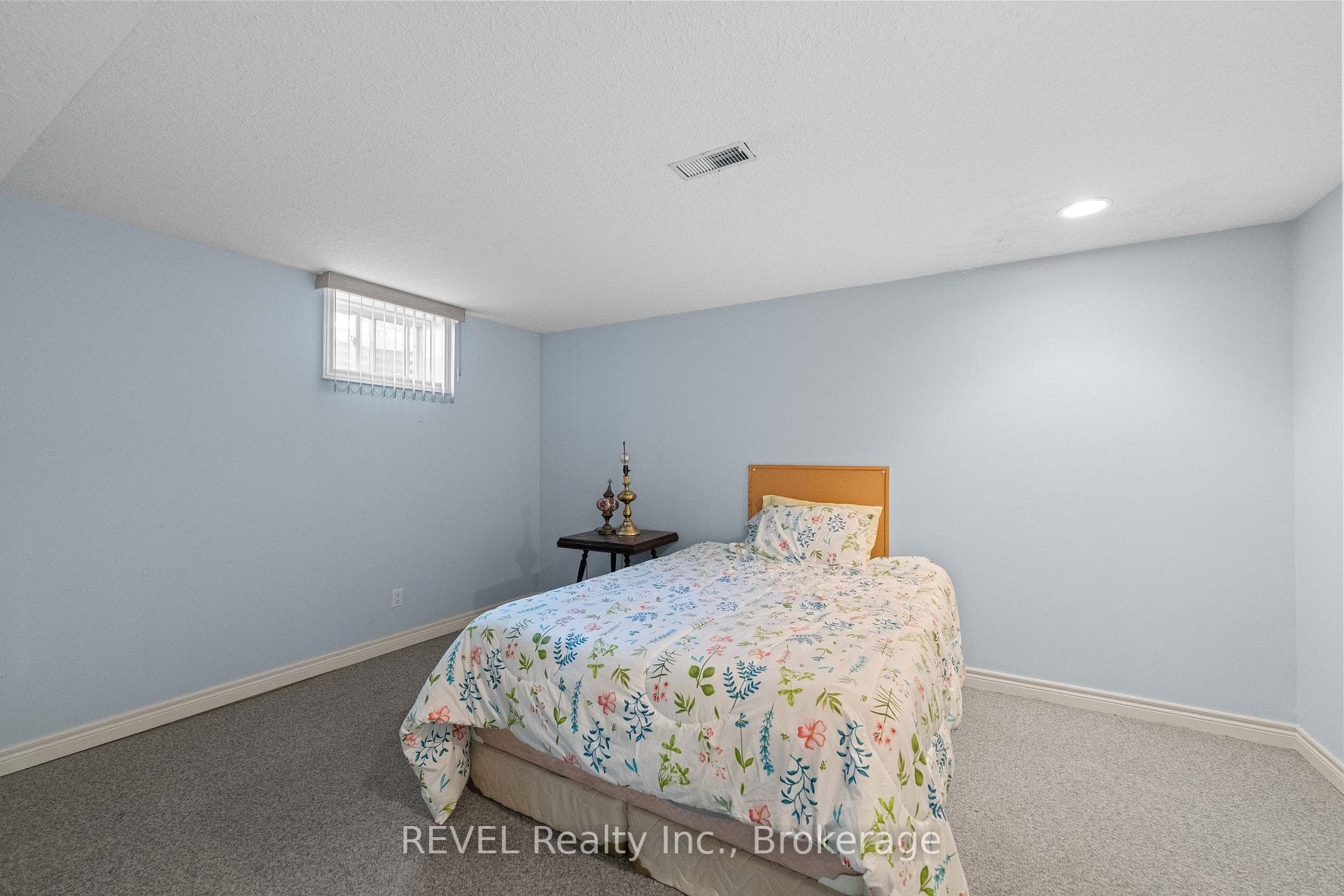 8055 Mount Carmel Boulevard photo 36