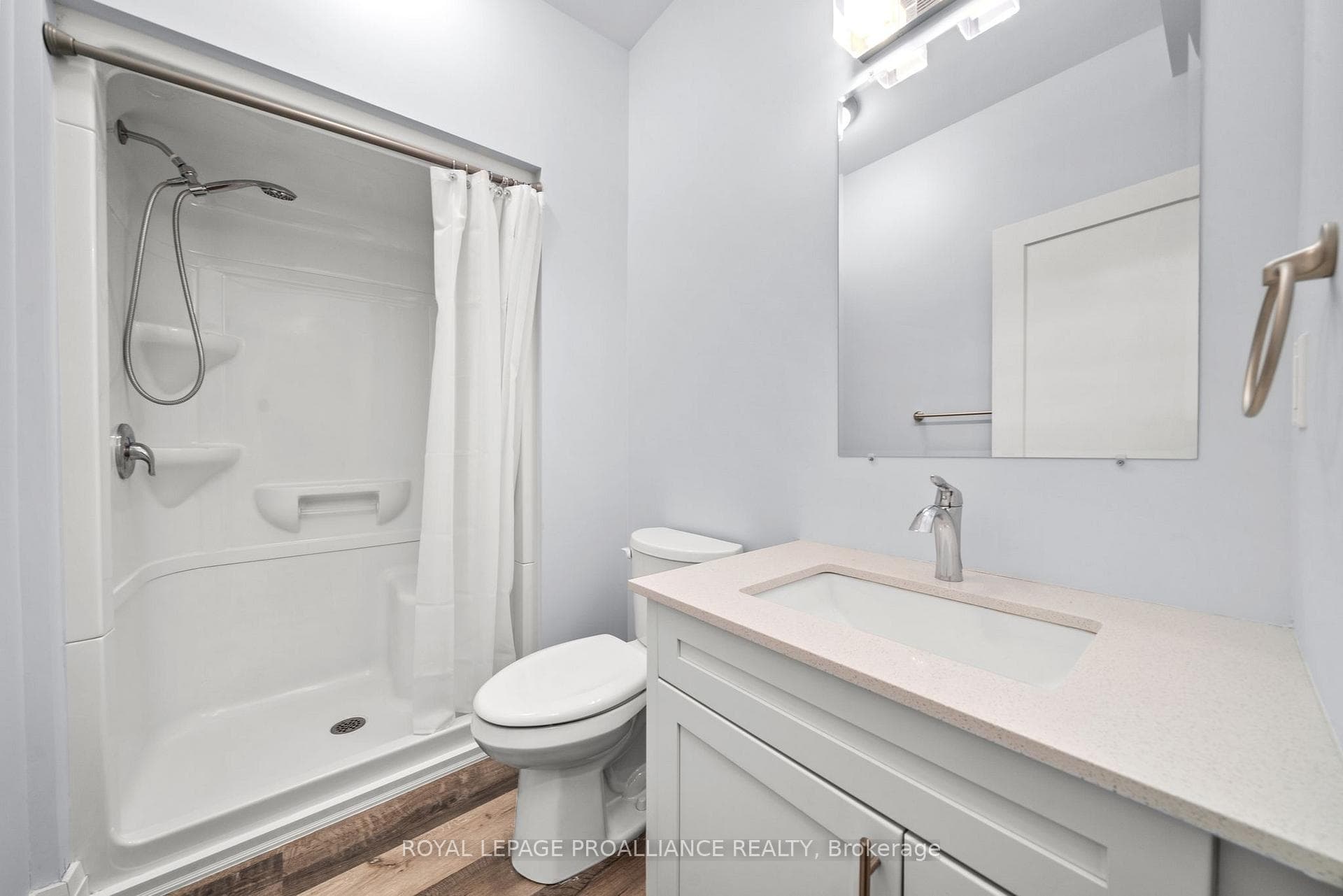 74 Dewal Place Unit B photo 25
