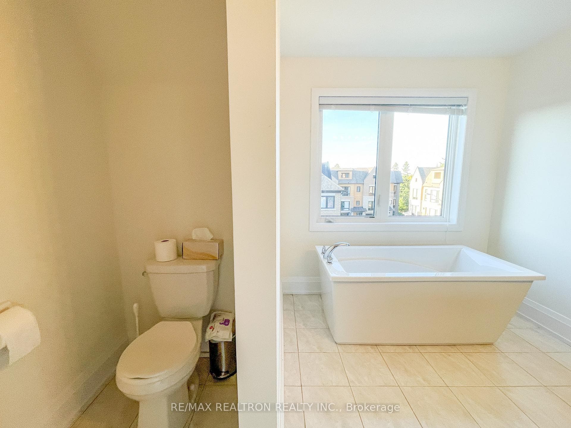 254 Finch Avenue photo 27