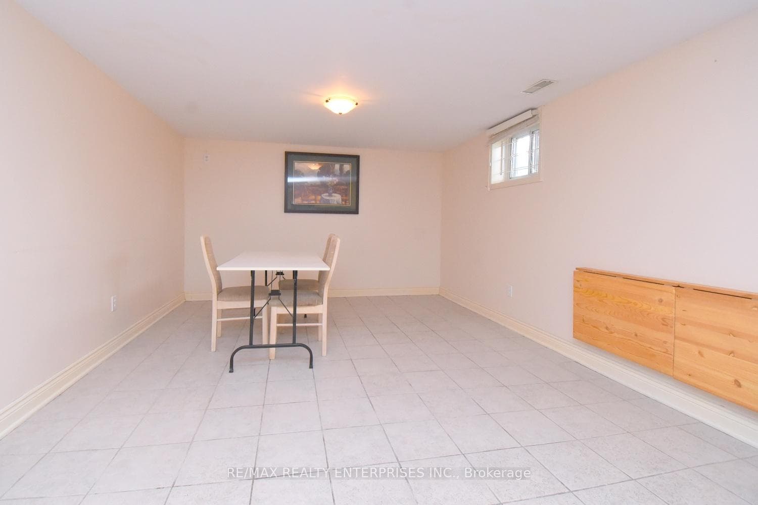 65 Hadrian Drive photo 31