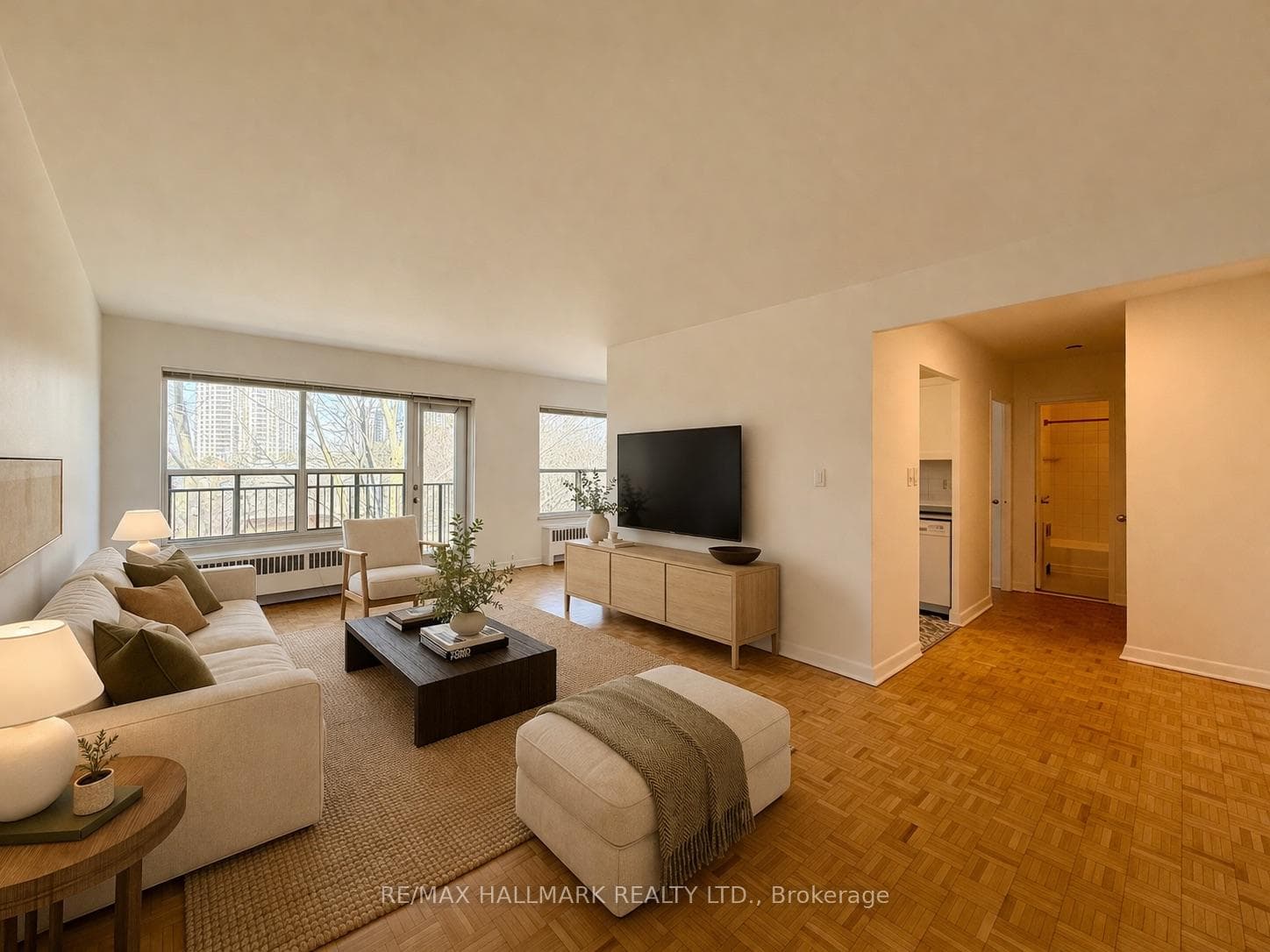 30 Upper Canada Drive Unit 408 photo 1