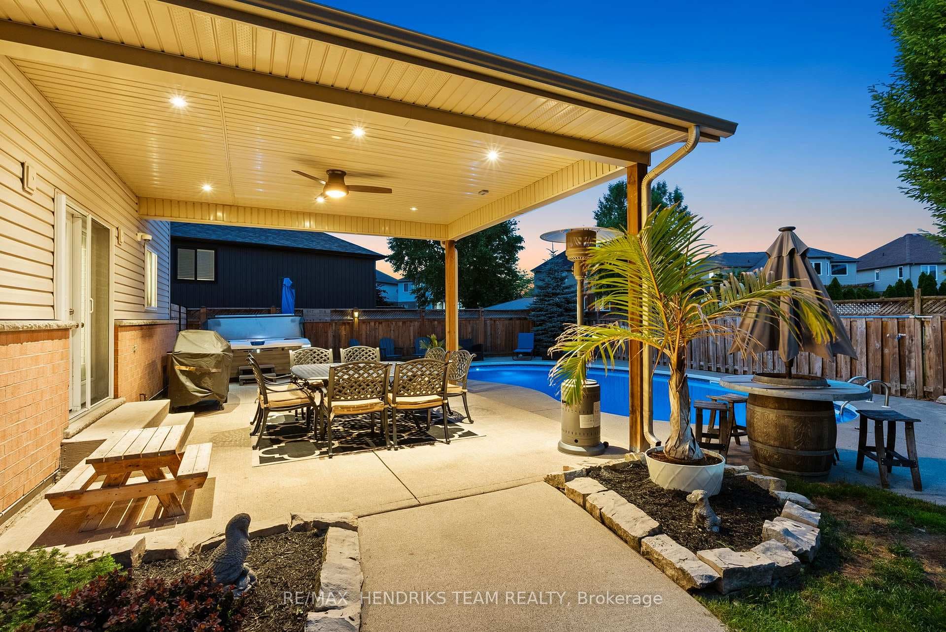 8087 Beaver Glen Drive photo 43
