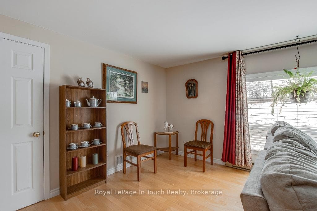45 Vics Road photo 13