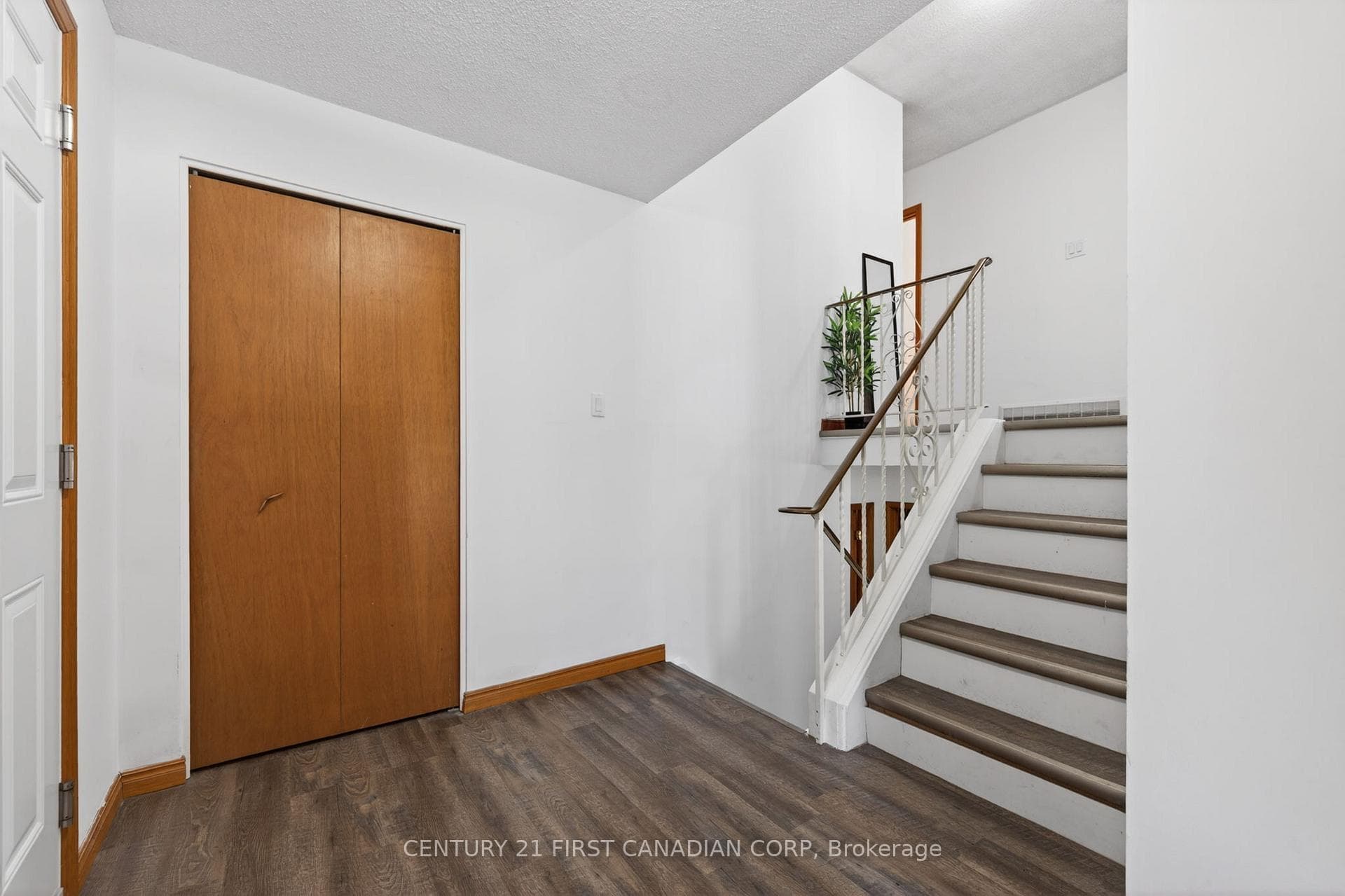 320 Blue Forest Drive photo 6
