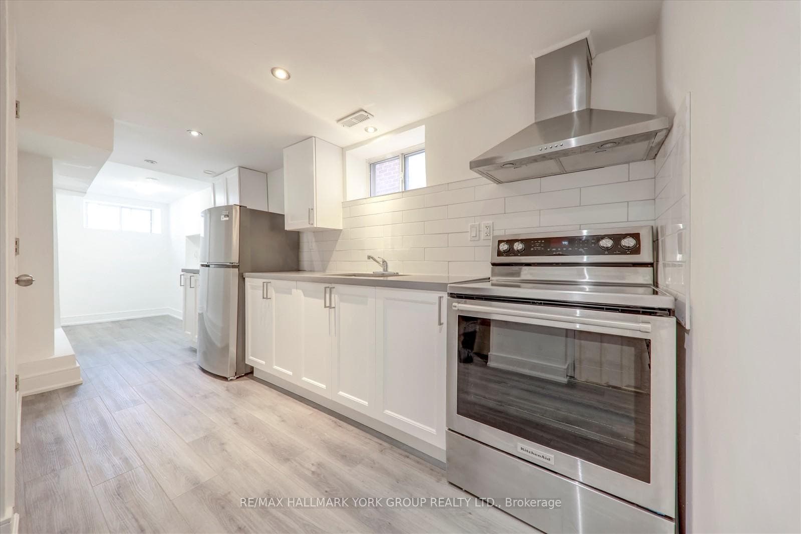 49 Cordella Avenue Unit Basement photo 8
