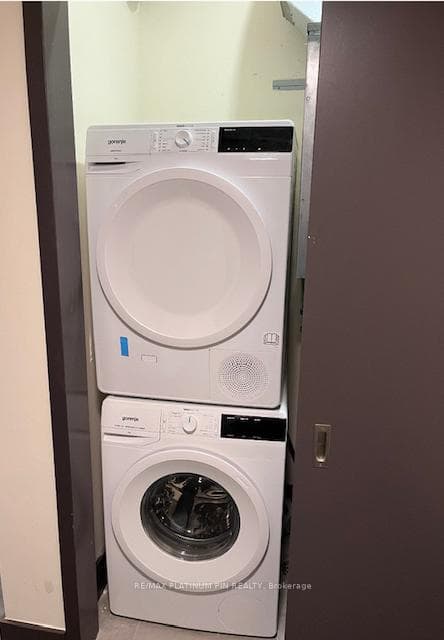 121 King Street Unit 301 photo 9