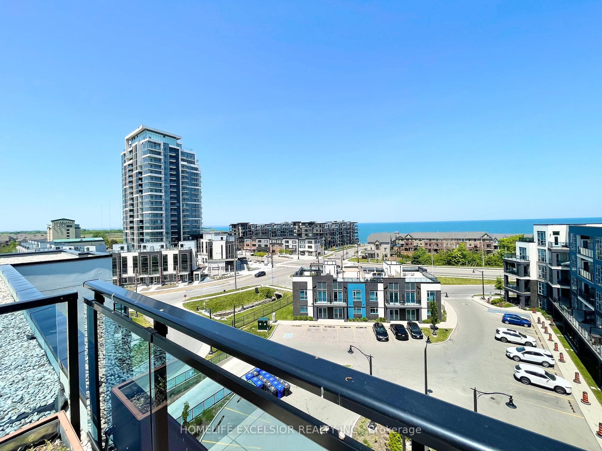 10 Concord Place Unit 109 photo 26