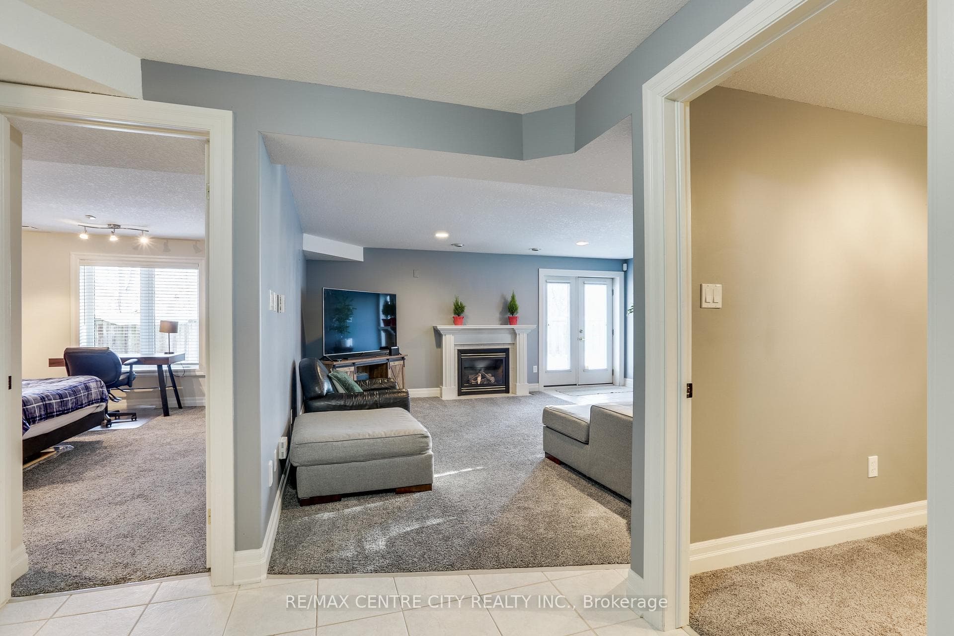 947 Adirondack Road Unit 16 photo 28