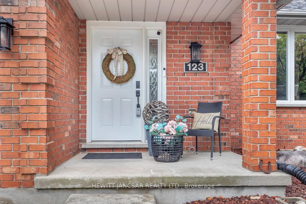 123 John Davies Drive photo 26