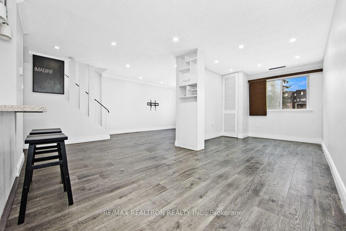 4001 Don Mills Road Unit 235 photo 7