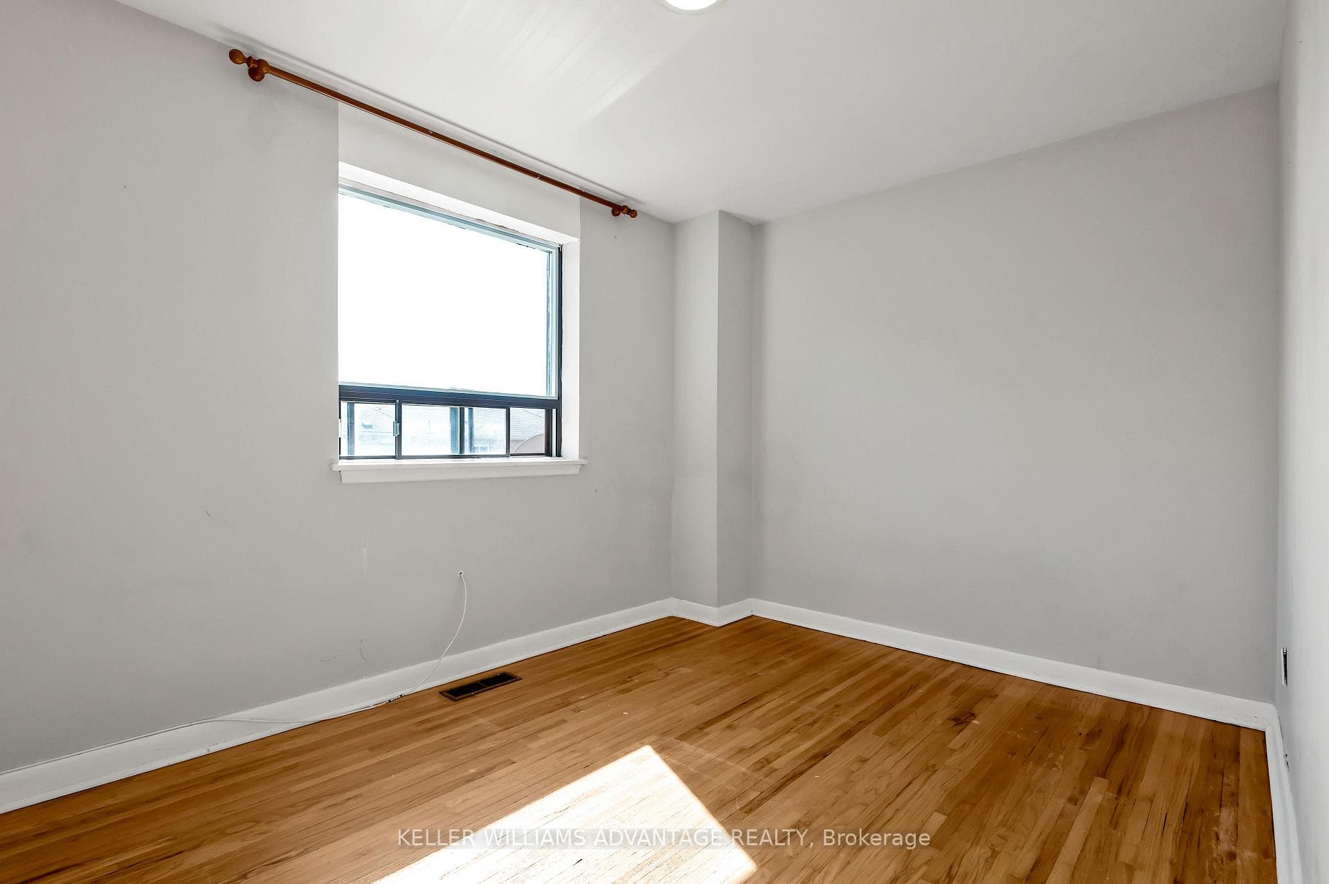 62 Santamonica Boulevard photo 24
