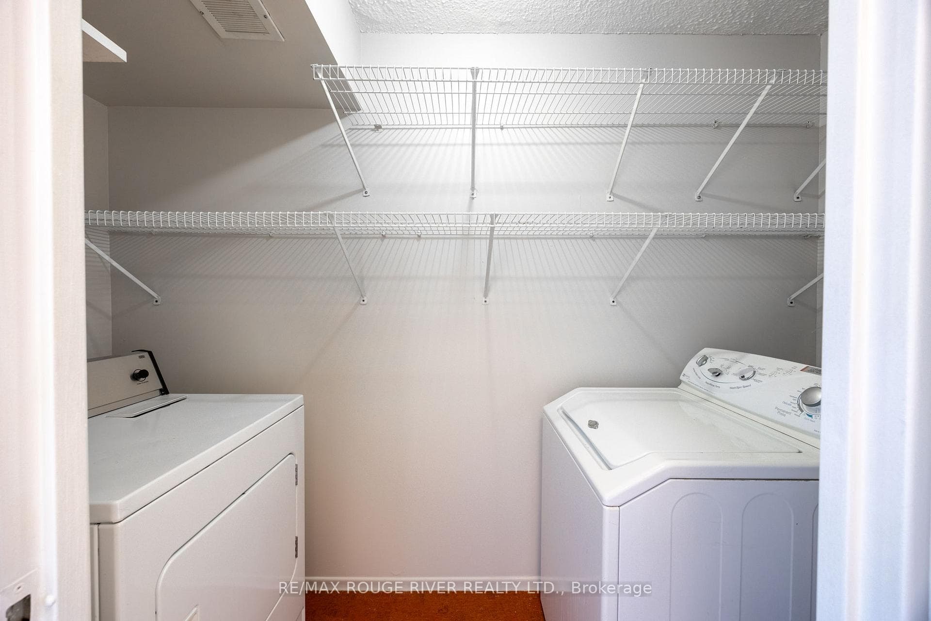 180 Dudley Avenue Unit 606 photo 34
