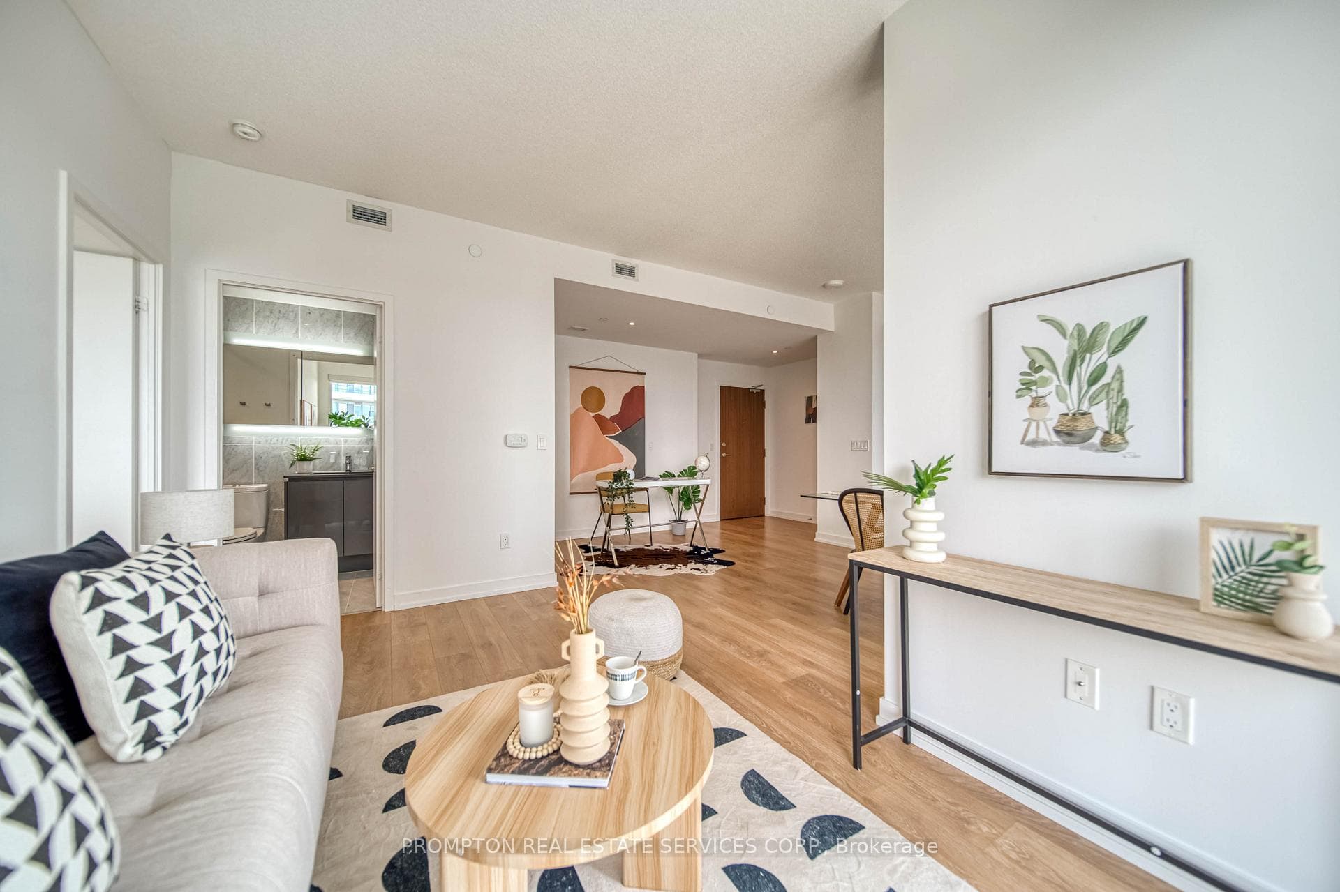 117 Mcmahon Drive Unit 2806 photo 16