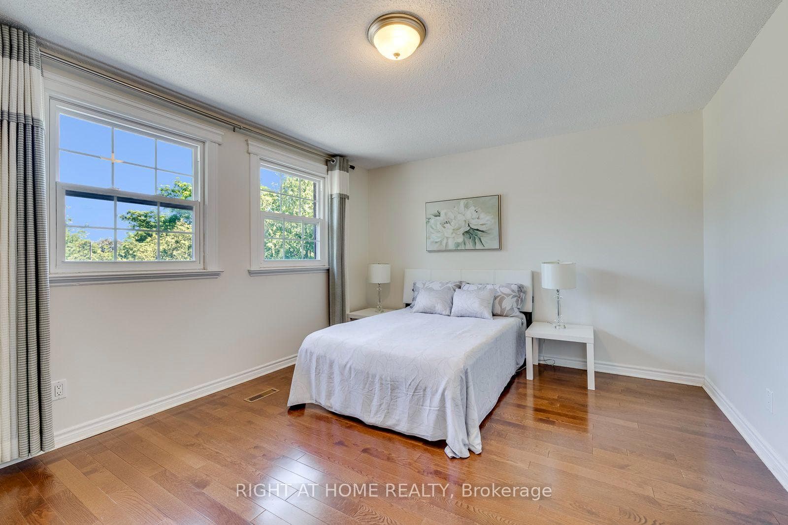 1025 Vanier Drive photo 26