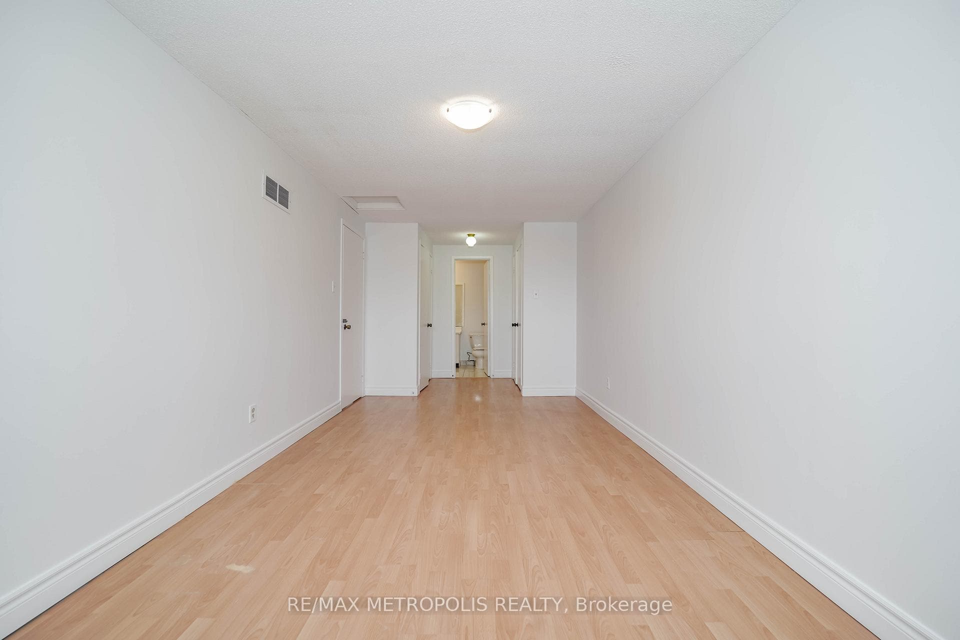 116 Douglas Haig Drive photo 23
