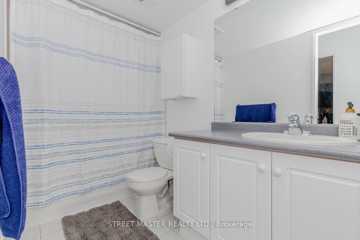 156 Enfield Place Unit 1802 photo 18