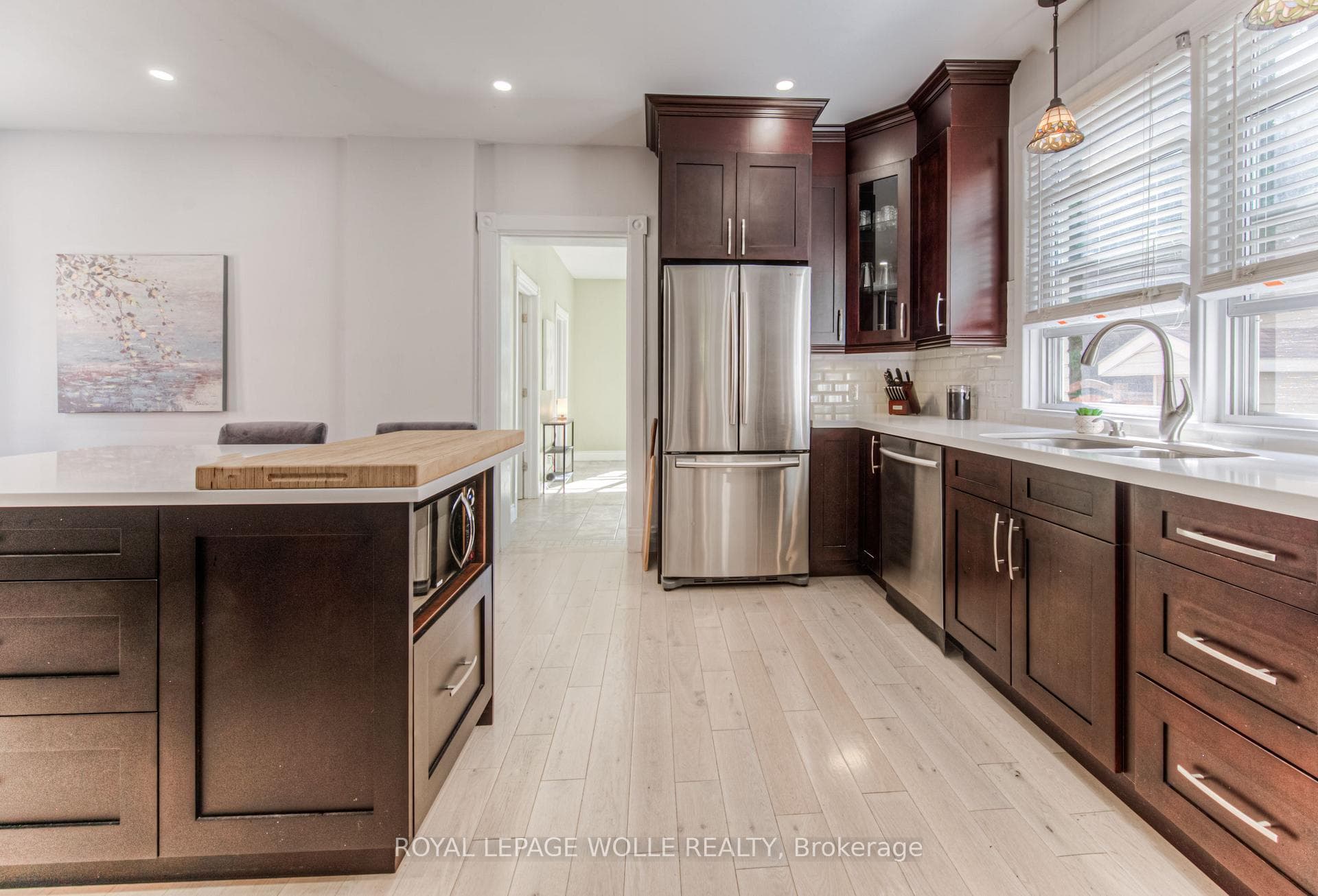 93 Joseph Street photo 16