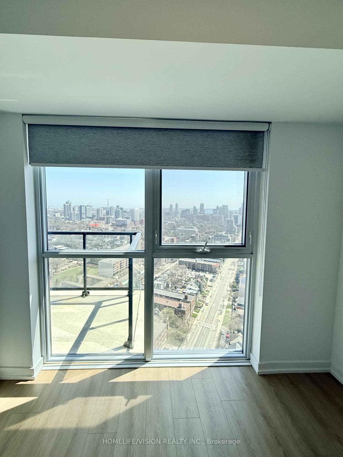 159 Wellesley Street Unit 2806 photo 20