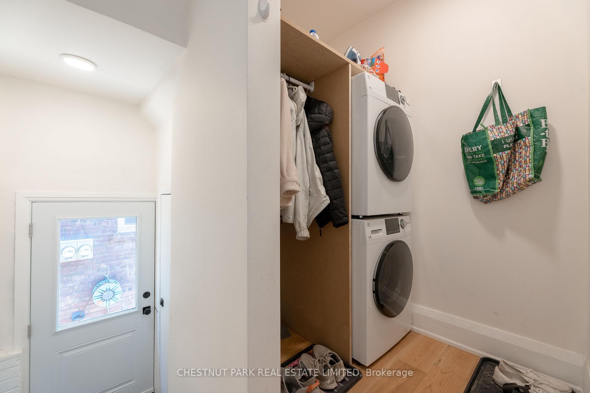 49 Springmount Avenue Unit B photo 10