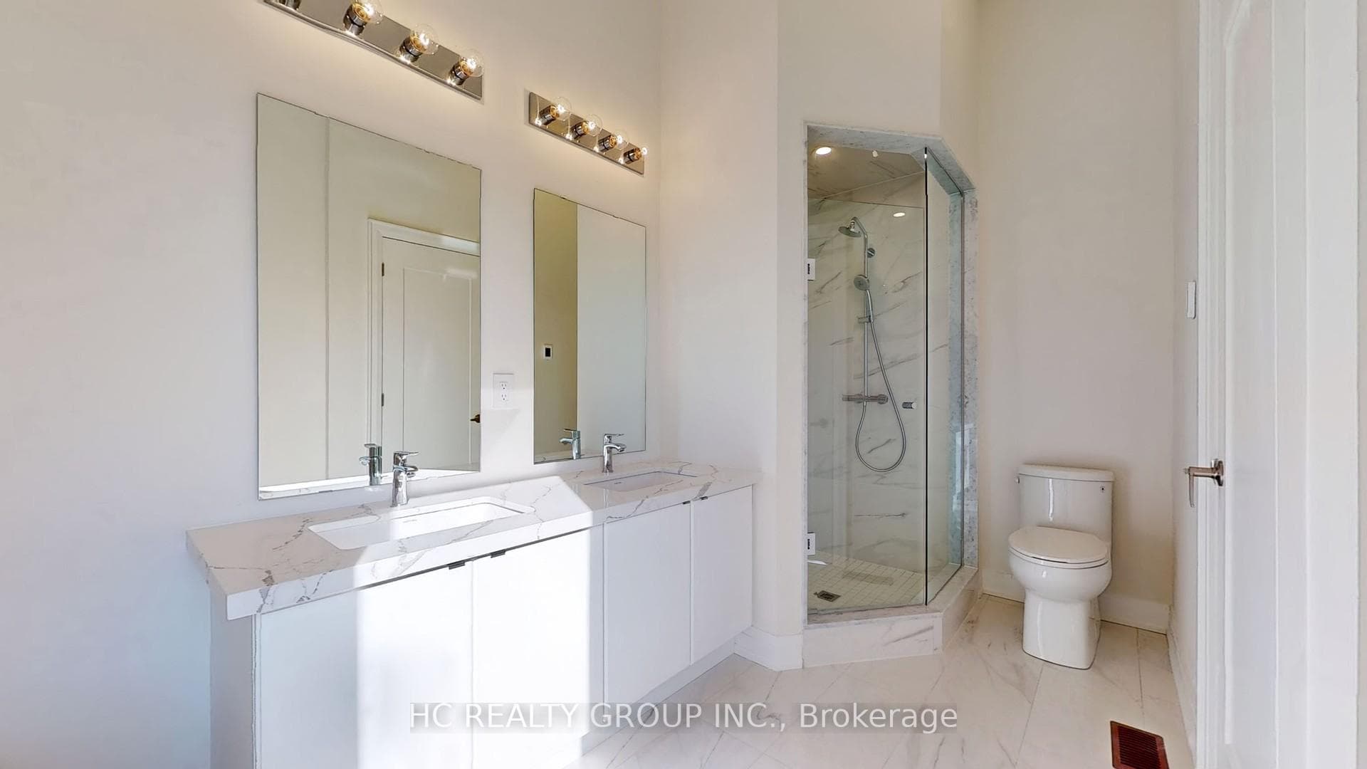 9422 Bayview Avenue Unit Main photo 38