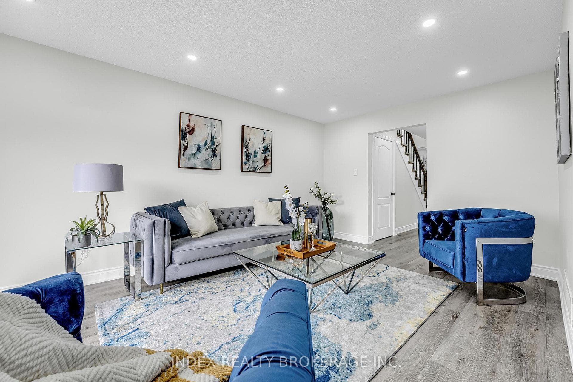 6 Banting Crescent photo 6