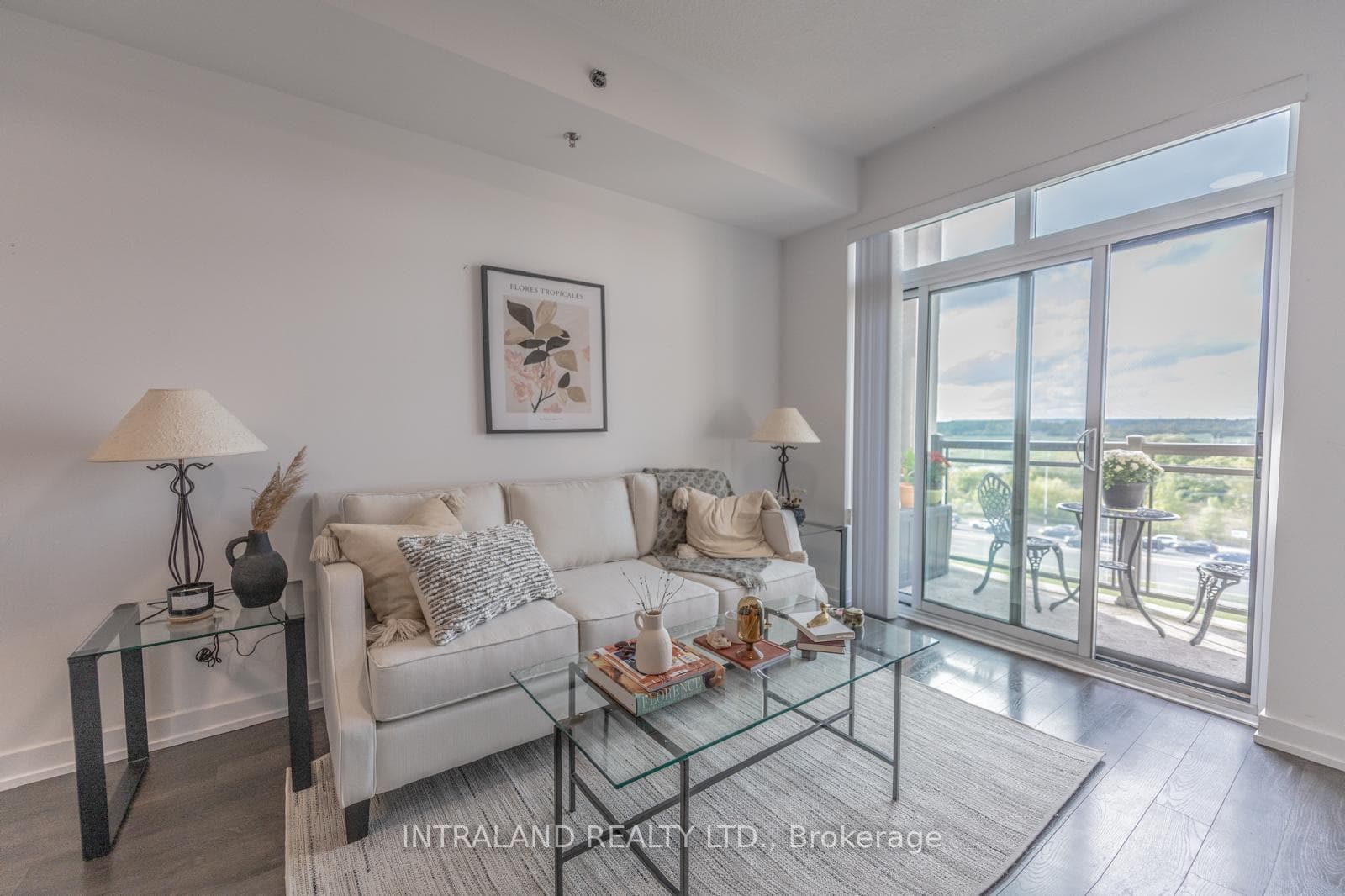 2486 Old Bronte Road Unit 608 photo 4