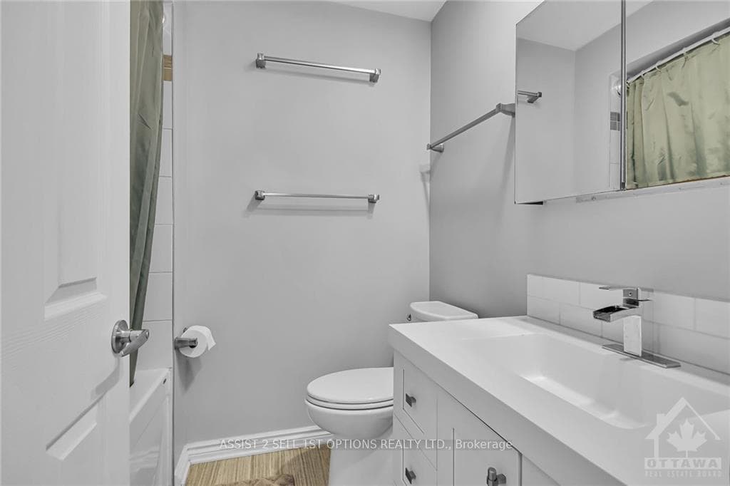 1821 WALKLEY Road Unit 35 photo 25