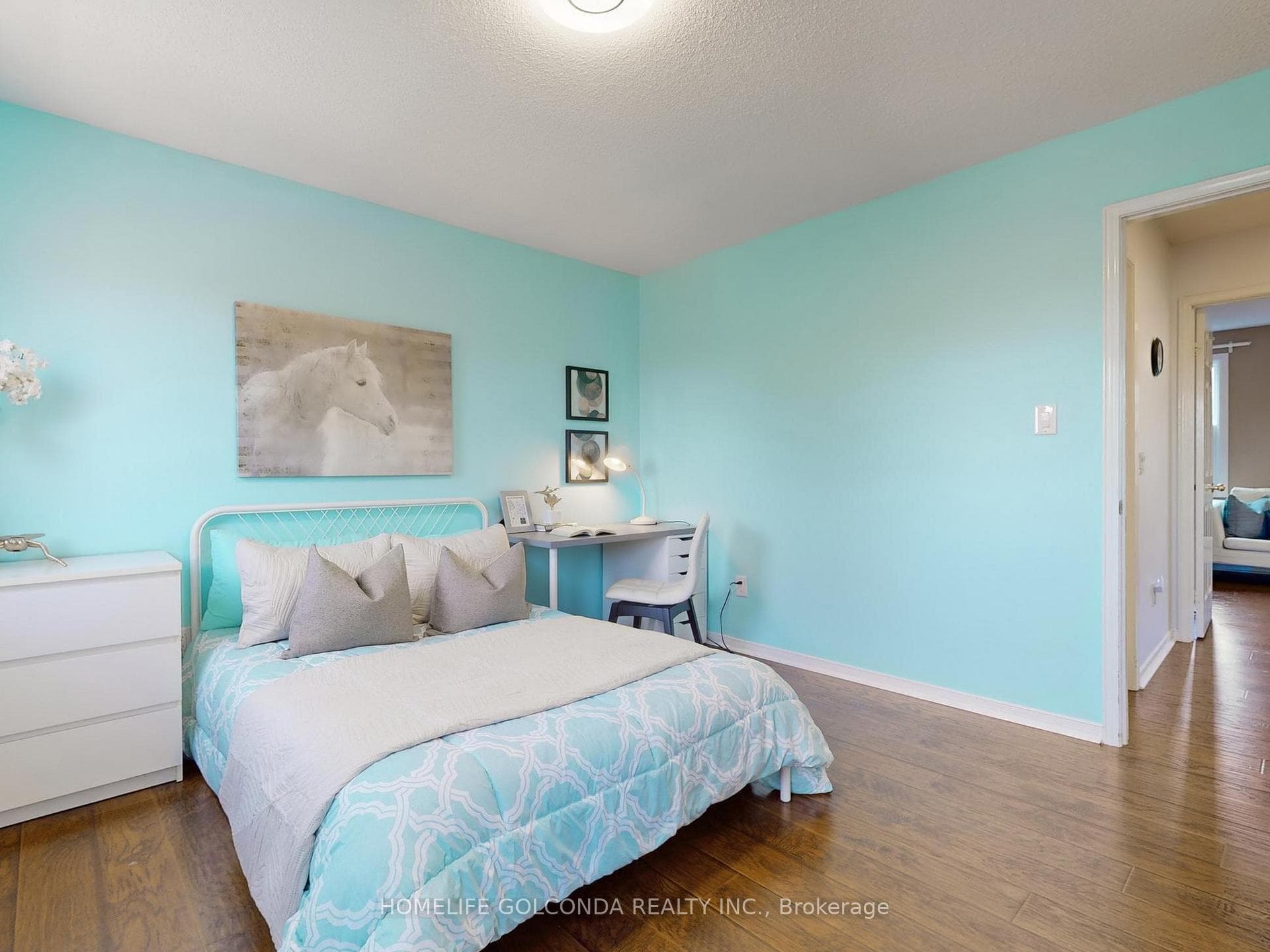 25 Elmfield Crescent photo 30