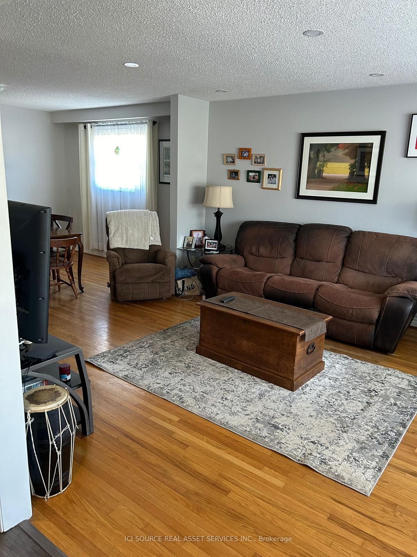 172 Kingsview Drive photo 5