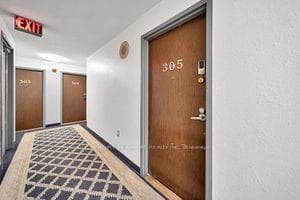 270 Palmdale Drive Unit 305 photo 3