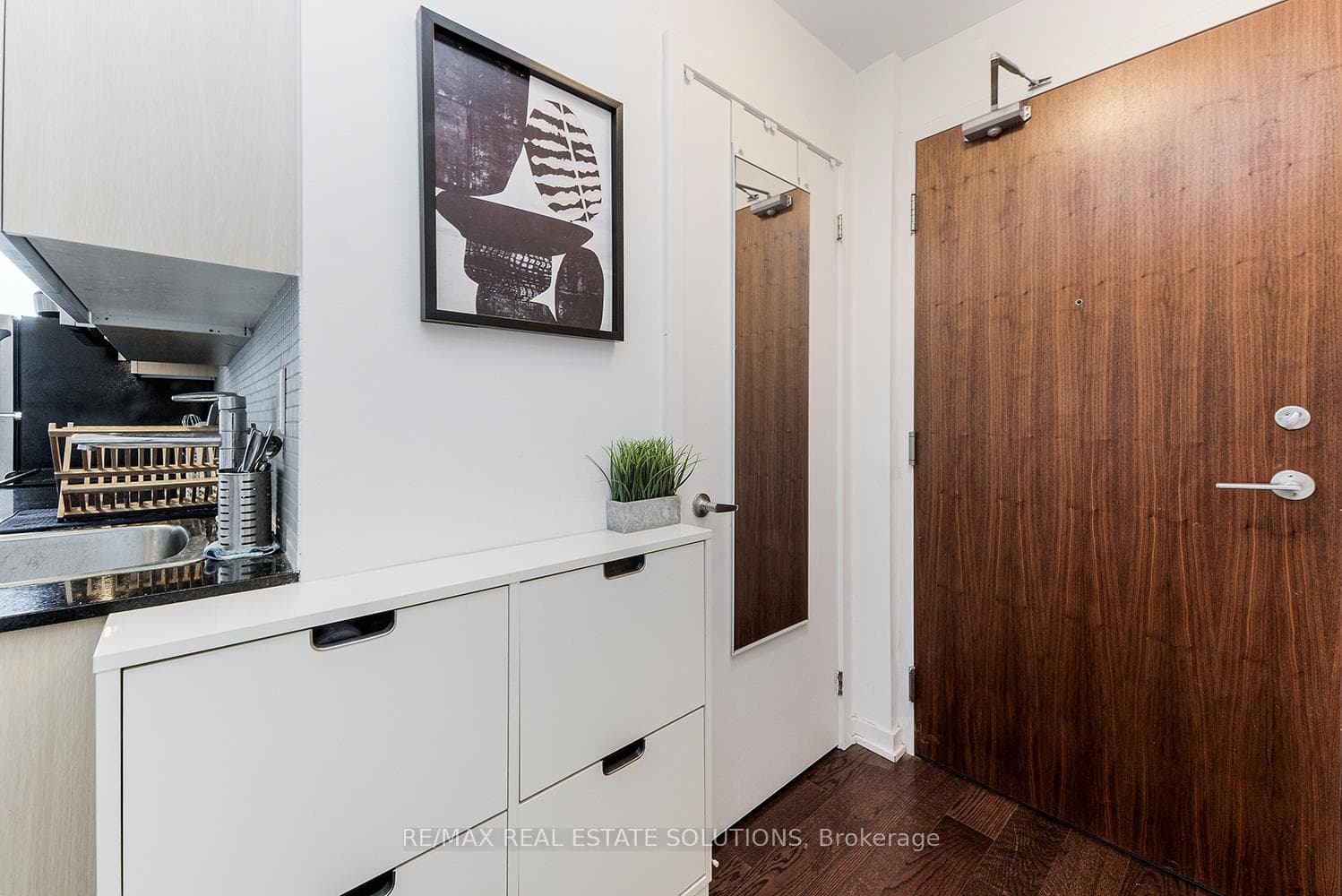 33 Lombard Street Unit 1603 photo 11