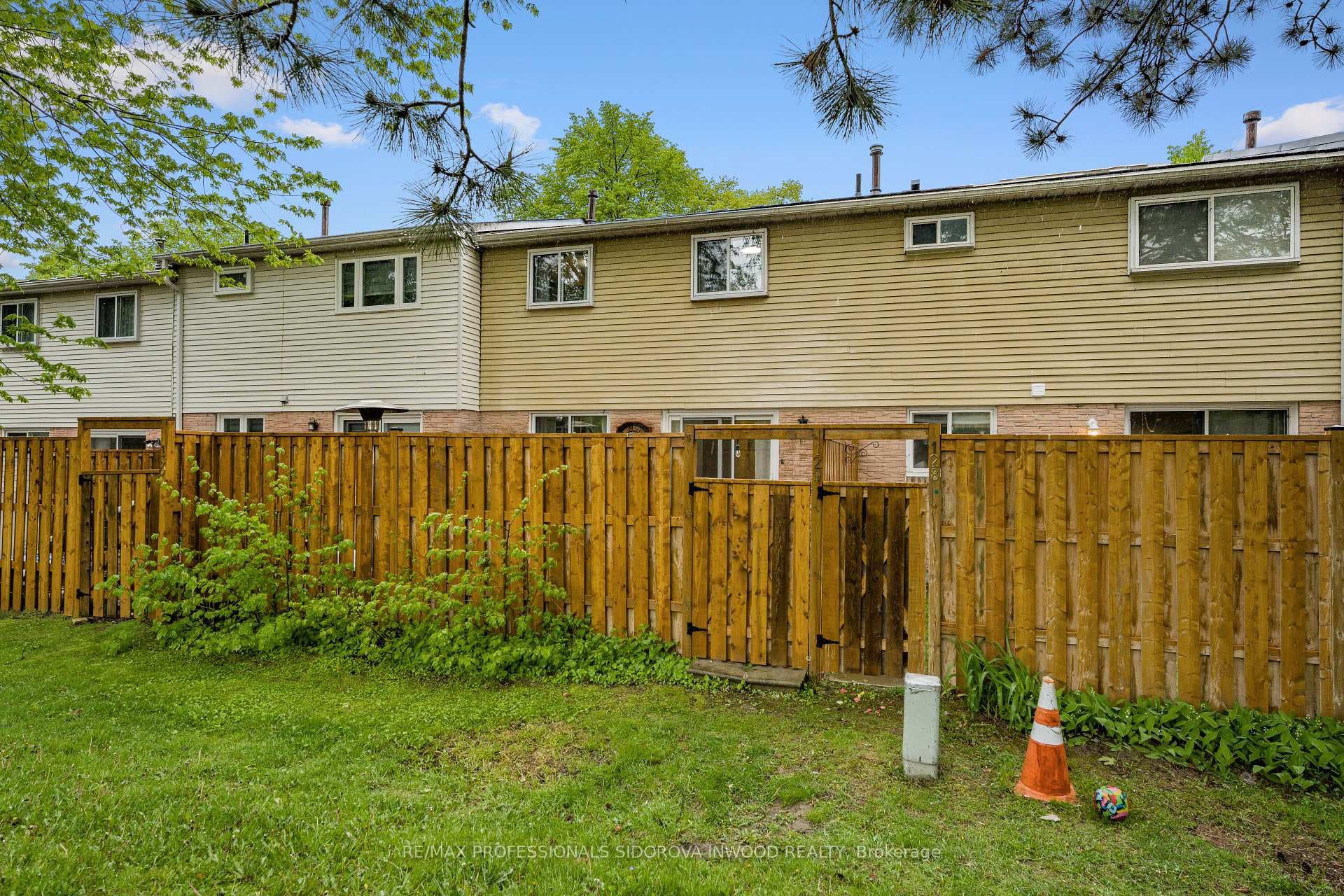 1050 Shawnmarr Road Unit 129 photo 38