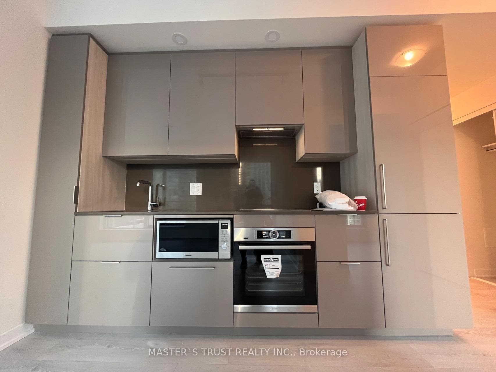 28 Freeland Street Unit 1104 photo 12
