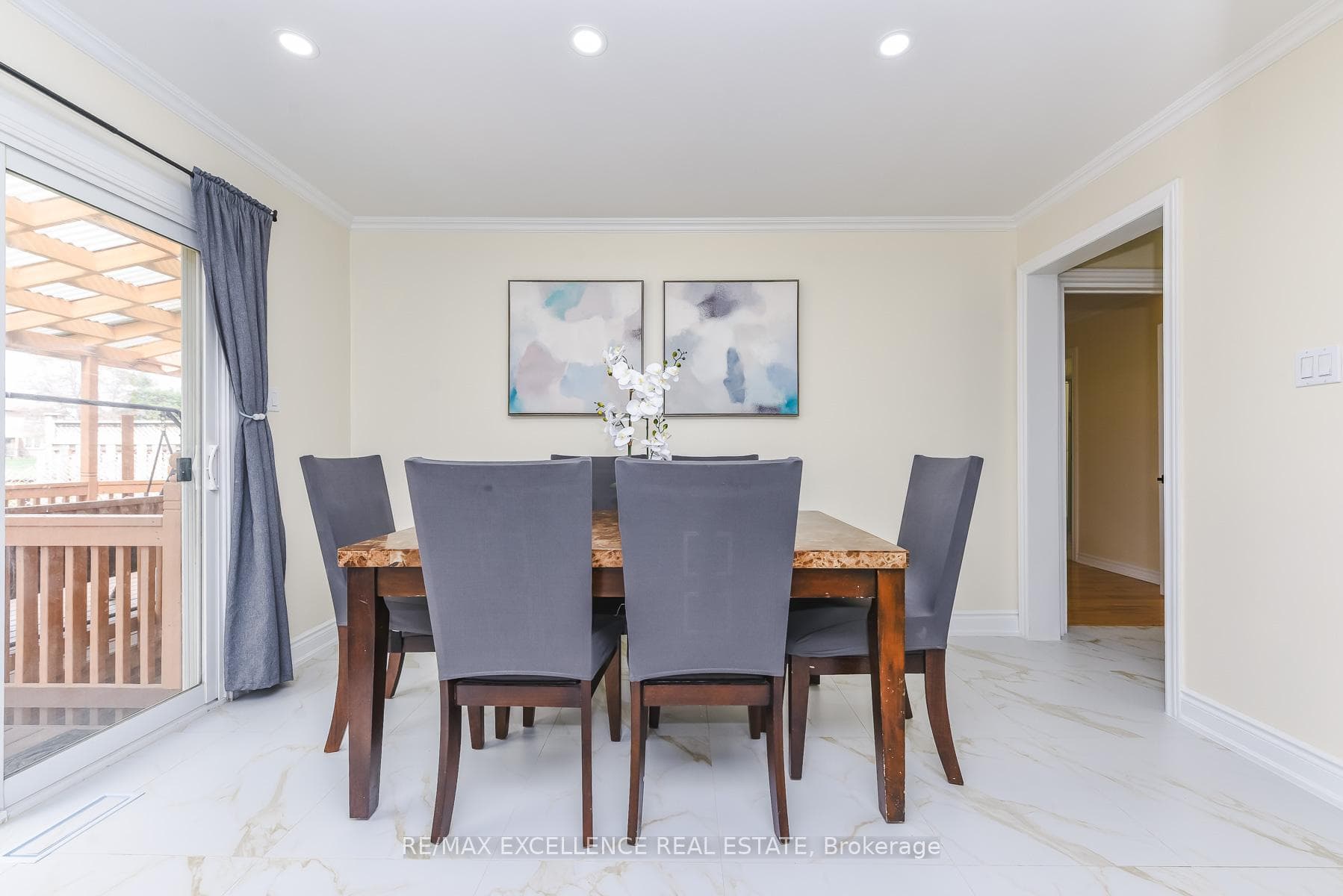 89 Castlehill Road photo 18