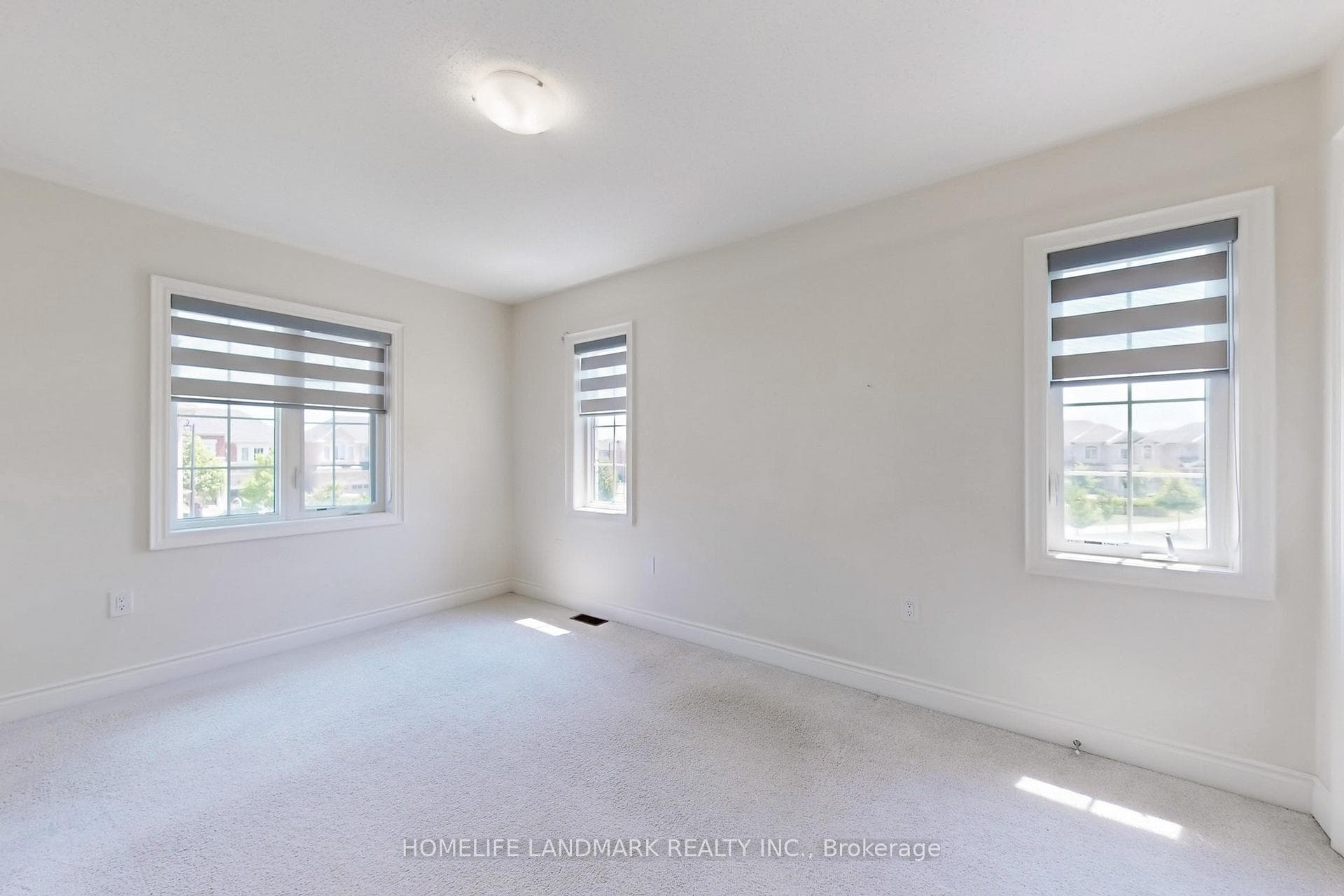 1533 Devine Point photo 44