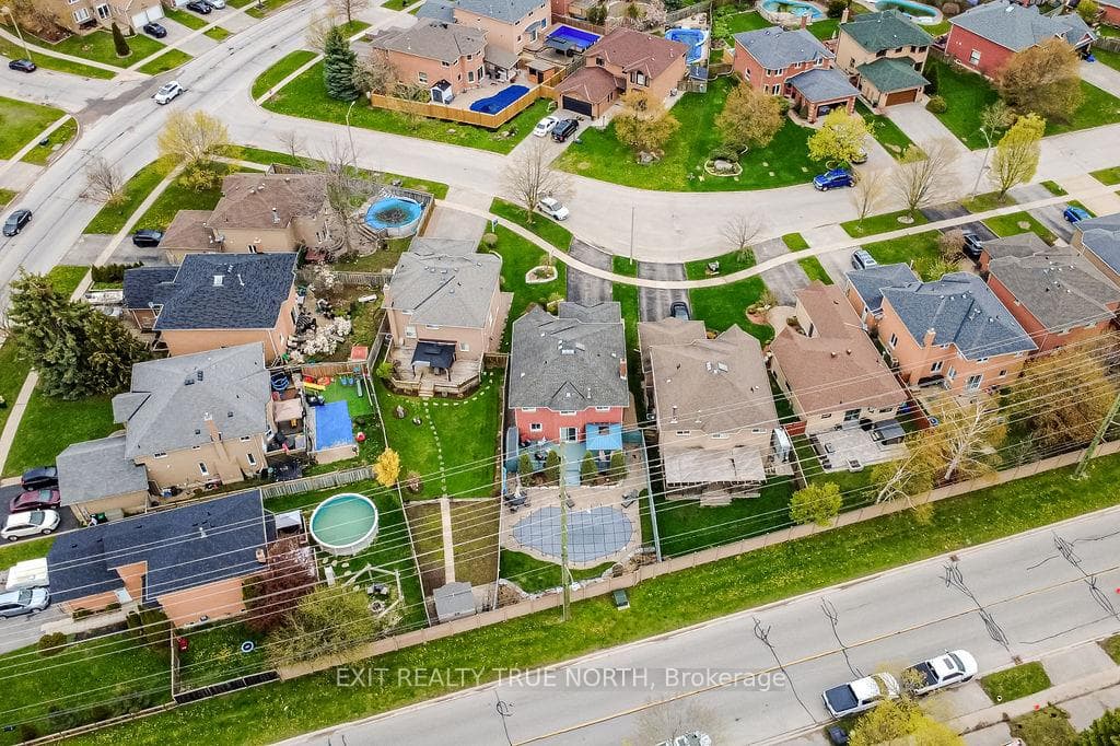 53 Etherington Crescent photo 38