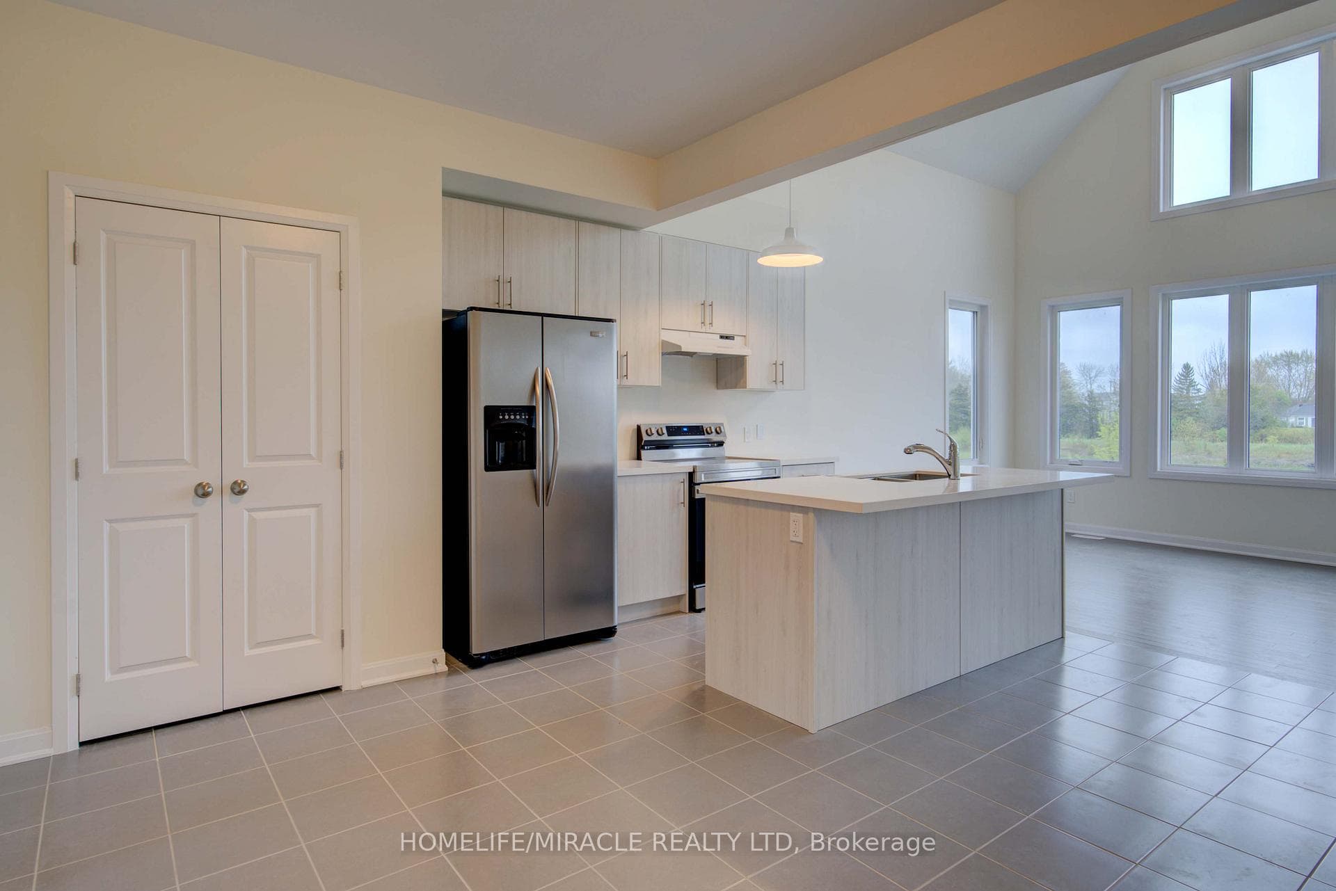 16 Oakmont Drive photo 8