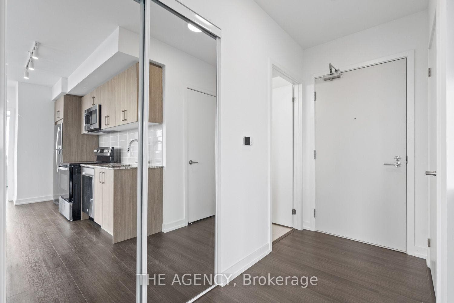 4010 Eglinton Avenue Unit 625 photo 30