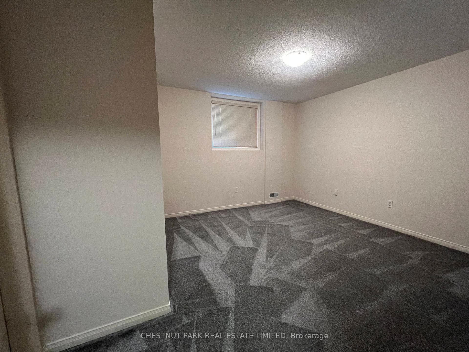 427 Silken Laumann Drive photo 6