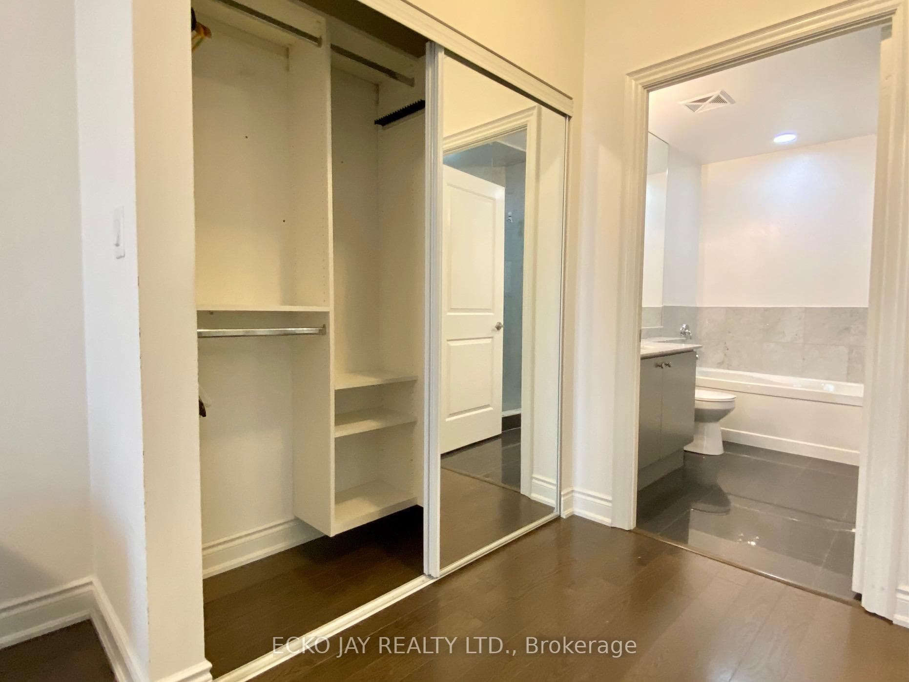 Custom Closets